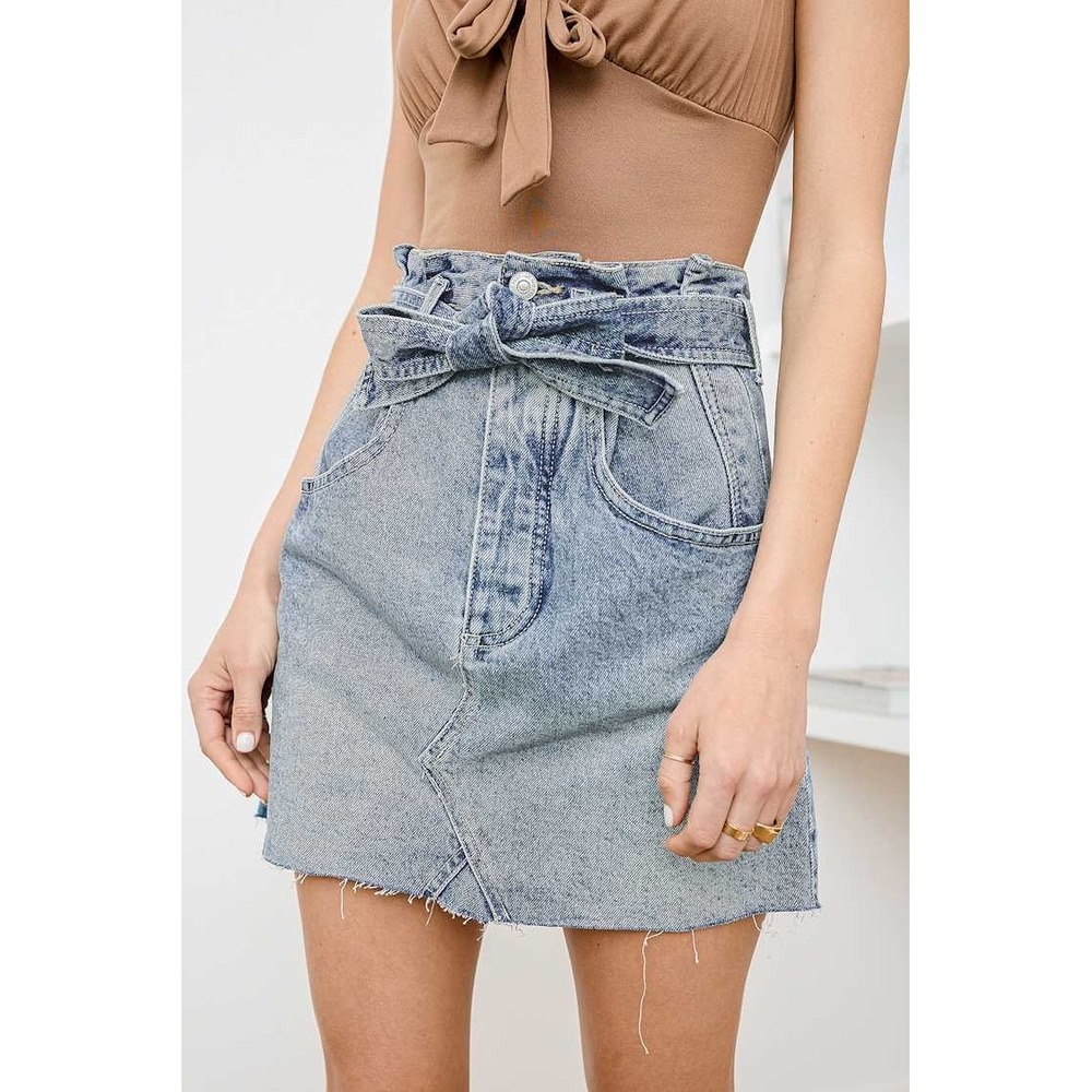 Boho We The Free People Light Wash Denim Paperbag Mini Skirt Size 24 Tie Waist